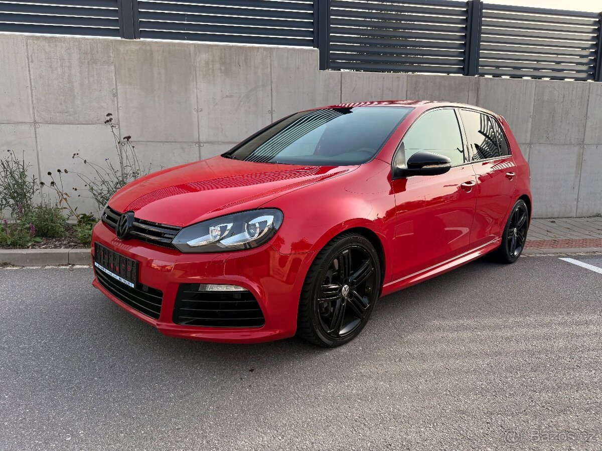 VW Golf R 2.0 TSI